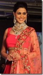 Genelia Deshmukh HVK Jewels Fashion Show at JW Marriott