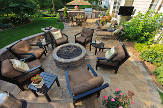 backyard patio seating