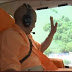 सीएम योगी ने हेलीकॉप्टर से की कांवड़ियों पर पुष्पवर्षा