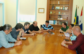 Prefeito Arlei e Comissão Organizadora da Copa 2014 em Teresópolis 