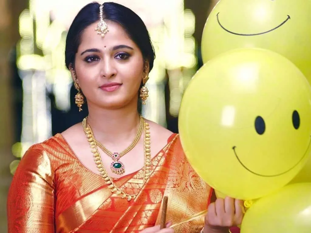 Anushka shetty wallpapers hd