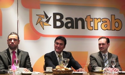 Los Tigres del Norte renuevan alianza con Grupo Financiero Bantrab