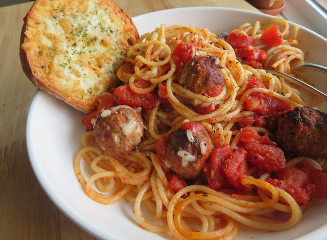 Spaghetti with Meatballs