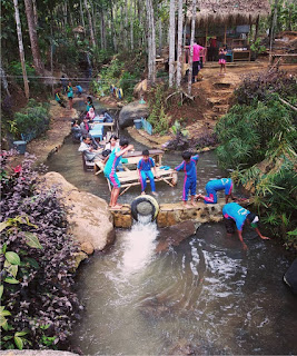 Wisata Warung Air Taman Sungai Sumber Banyu Biru Wonosalam Jombang