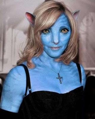 Celebrities Photoshoped To Avatar Mania 