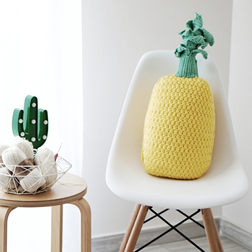 Crochet Pineapple Pillow - Free Pattern 