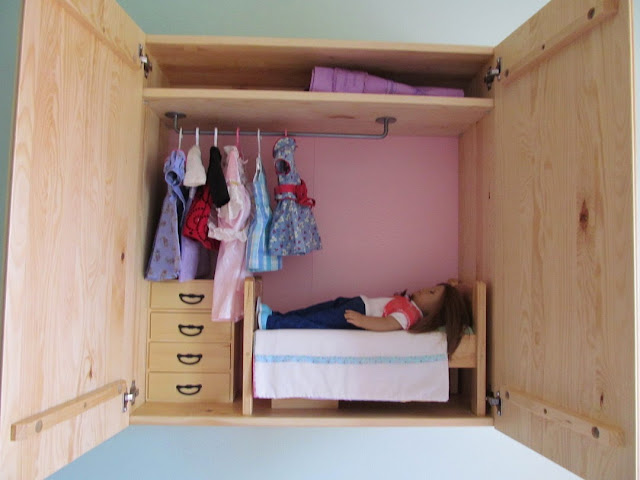 Wall-mounted doll bedroom