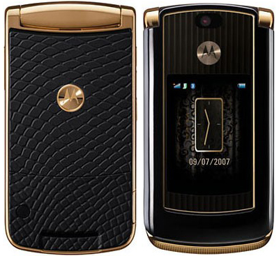 Motorola on Motorola Razr2 V8 Luxury Edition   First Look