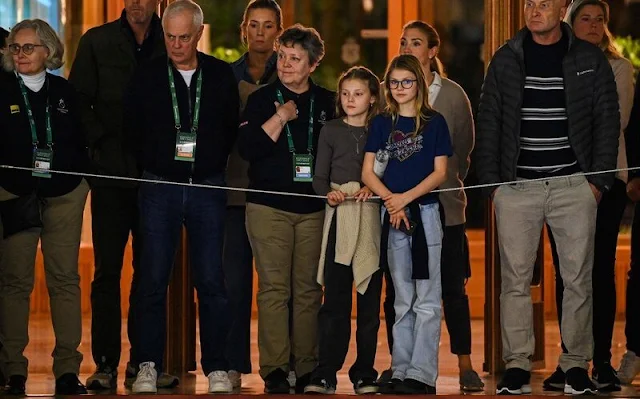 Prince Daniel and Princess Estelle watched the tennis match played between Sweden's Mikael Ymer and Greece's Stefanos Tsitsipas