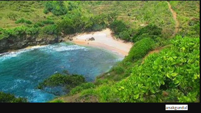 Pantai Butuh Gunungkidul – Serasa Pantai Milik Sendiri