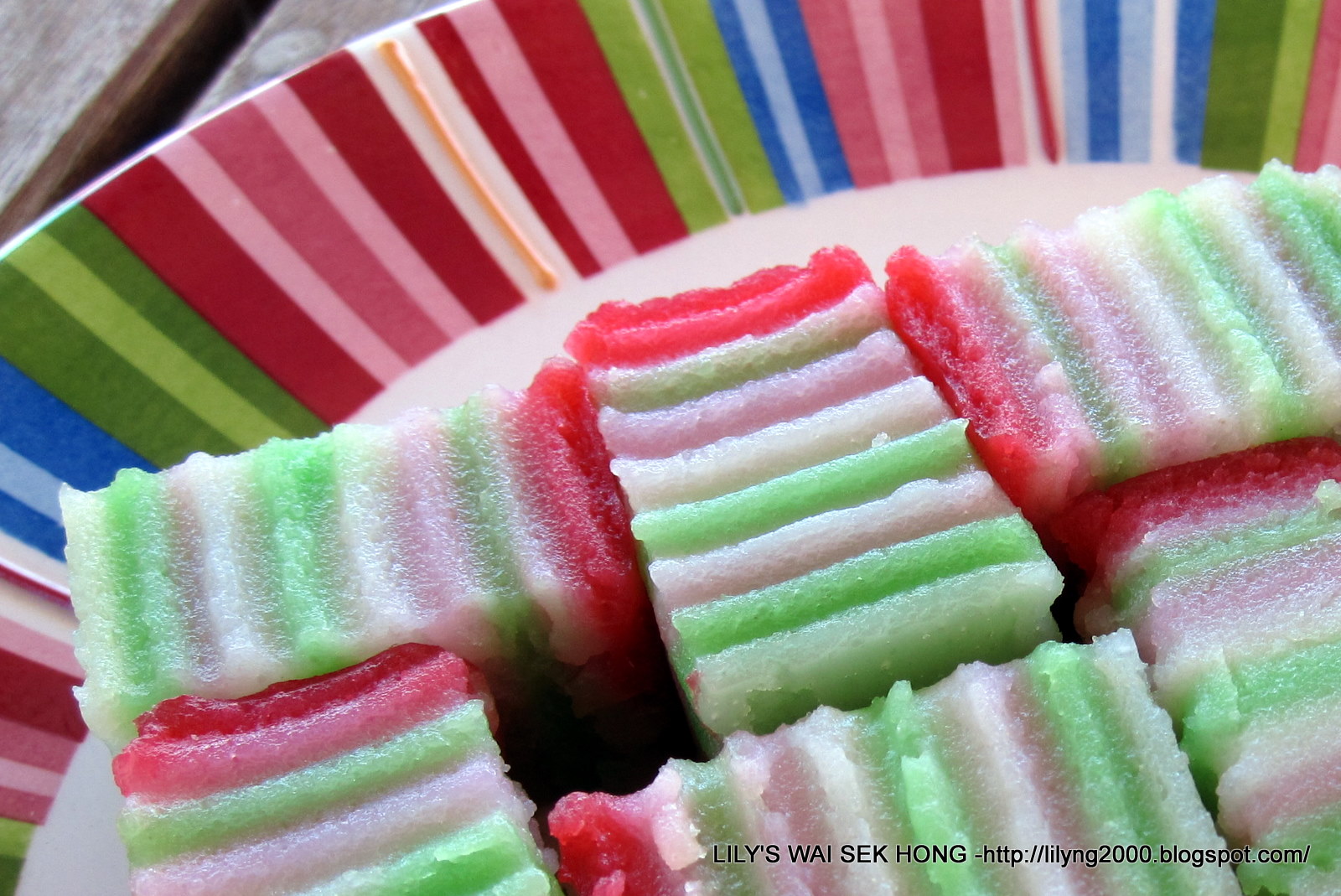 Lily's Wai Sek Hong: Kuih Lapis Rainbow