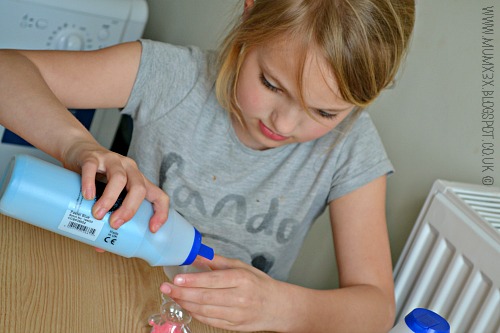 Pastel Coloured Sand and teddy bear sand bottles from baker ross review