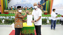 Dikukuhkan Sebagai Guru Besar, Cek Mad Ucapkan Selamat Kepada Prof. Dr. Ir. Herman Fithra, M.T.,IPM., ASEAN Eng