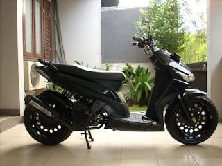 Info Harga - Motor Jakarta: Motor: Vario CW 2007 Modif Lowrider full .