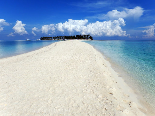 white sand sandbar Kalanggaman Island