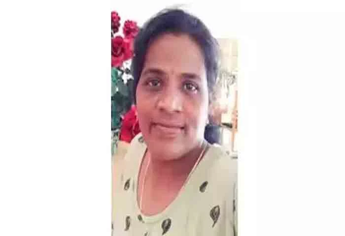 Former Councillor of  Punalur municipality found dead, Kollam, News, Dead Body, Police, Woman, Probe, Family, ATM, Kerala