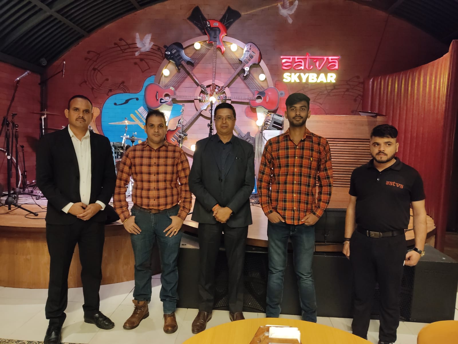 Nikhil Singla, CEO of Nikk Animator chooses favorite restaurant Satva Skybar to celebrate 23rd birthday