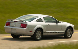 2008 Ford Mustang-2