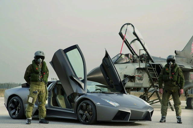 Lamborghini Revent n vs Tornado 