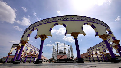 akcayatour, Masjid Agung Jawa Tengah, Travel Malang Semarang, Travel Semarang Malang