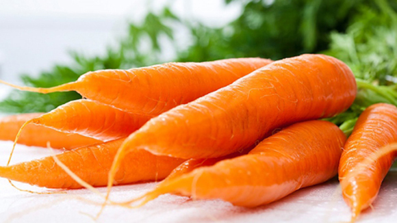 Giảm cân an toàn hiệu quả với cà rốt