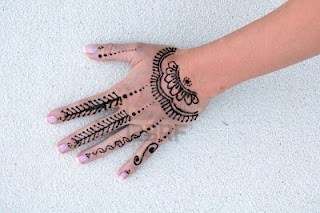 body paint, henna tattoos for hand, tattoo trends, tattoo trend design, new tattoo trend design, tattoo inspiration