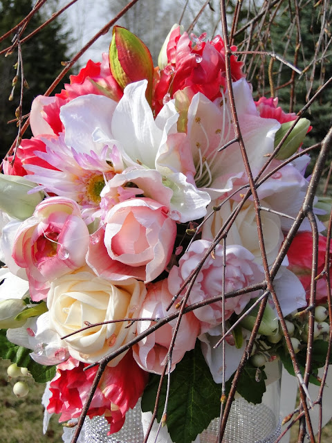 pink tulip bouquet at the Camellia