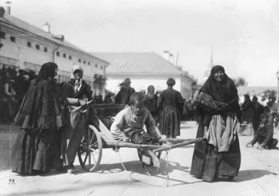 Ο χωλός Βασίλι Λικόφ, ηλικίας 28 χρονών,  ένας από τους πολλούς που θεραπεύτηκαν  την ημέρα αγιοκατάταξης του Οσίου Σεραφείμ.