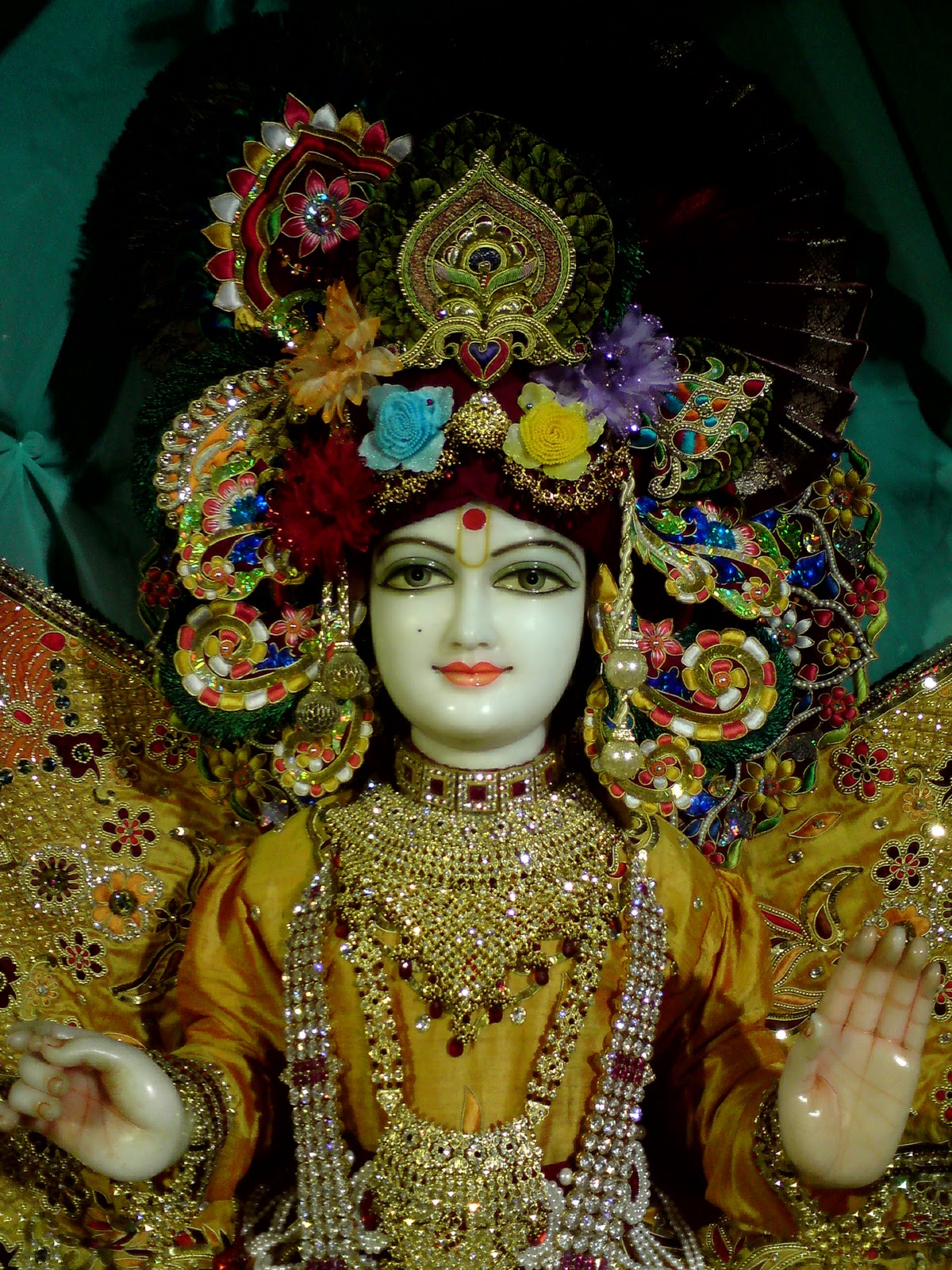 Google Hangout: Lord Swaminarayan Beautiful Photos 