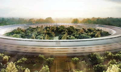 Apple’s Spaceship