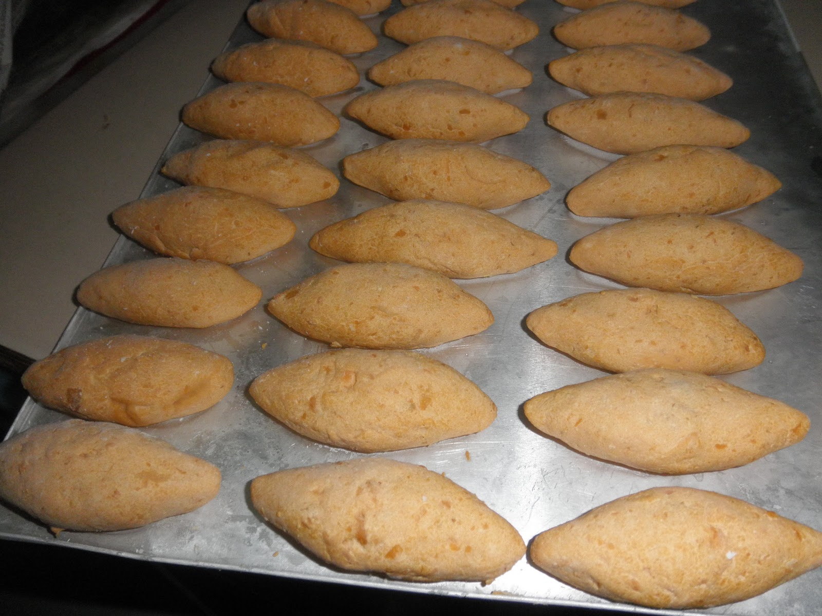 MAKSU JATT ANEKA MASAKAN: ANEKA KUIH FROZEN