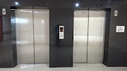Tren Gaya 23+ Pintu Lift, Pagar Lipat