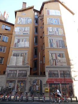 2018.08.21-064 fresque de la Bibliothèque de la Cité