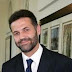 Khaled Hosseini l'autore del libro campione di vendite, Il cacciatore di aquiloni.