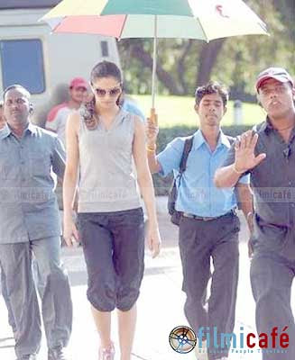 Deepika Padukone Love Aaj Kal Photos