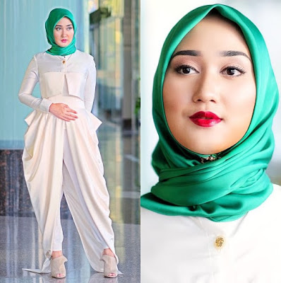  untuk remaja dan wanita muslimah berkembang pesat yang di kreasikan dengan banyak sekali busan 42+ Koleksi model hijab terbaru 2017 | Simpel & Modern