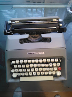 Máquina de Escribir Olivetti Lettera 35