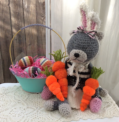 pom pom carrots Easter Amineko, how to craft stefanie girard