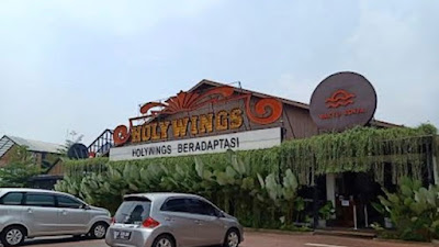 Holywings di Tangerang Diizinkan Buka Kembali, Bupati: Silakan Kalau Jadi Usaha Ayam Geprek