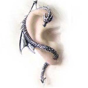 Girls gothic in vogue magical weird and wonderful stunning pewter silver dragon jewelry stud earring