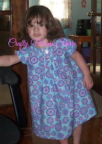 http://craftymomsshare.blogspot.com/2011/08/new-dresses.html