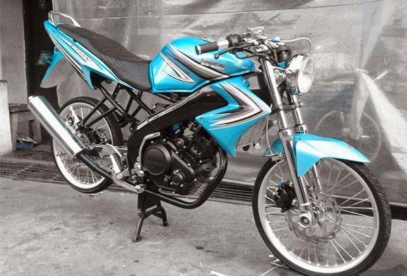 Foto Yamaha New Vixion Warna Biru