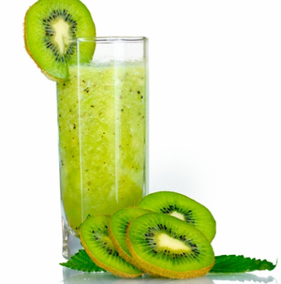 Como hacer jugo de kiwi para reforzar defensas