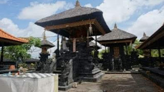 9 Pura di Bali yang Diyakini Sebagai Tempat Memohon/Nunas Keturuna