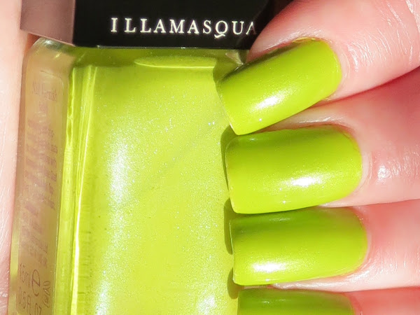 Illamasqua Radium Manicure