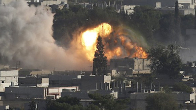 La Fuerza Aérea de Francia bombardea la capital del Estado Islámico