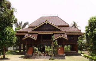 rumah adat bengkulu