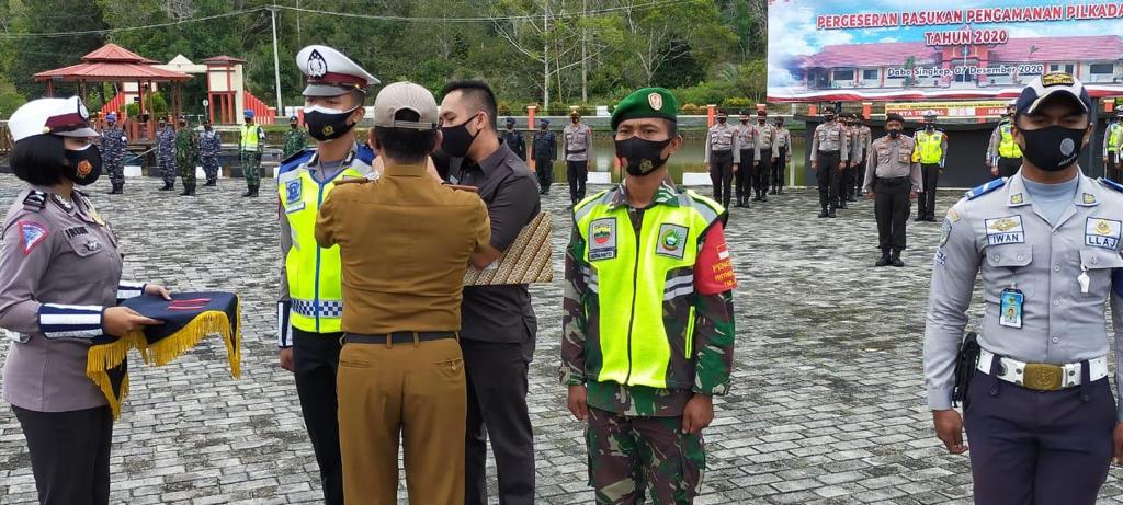 Polres Lingga Laksanakan Apel Gelar Pasukan Operasi Lilin Seligi 2020