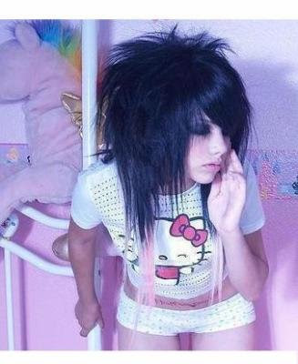 wallpaper emo girl. wallpaper emo boy. Emo Girl