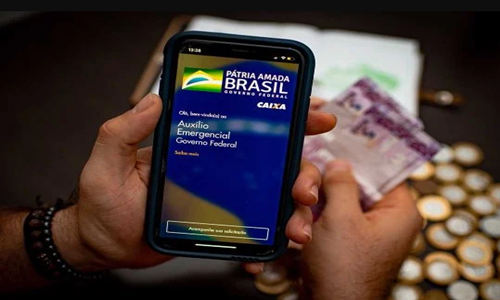 Senado aprova MP que fixa e torna permanente Auxílio Brasil de R$ 400